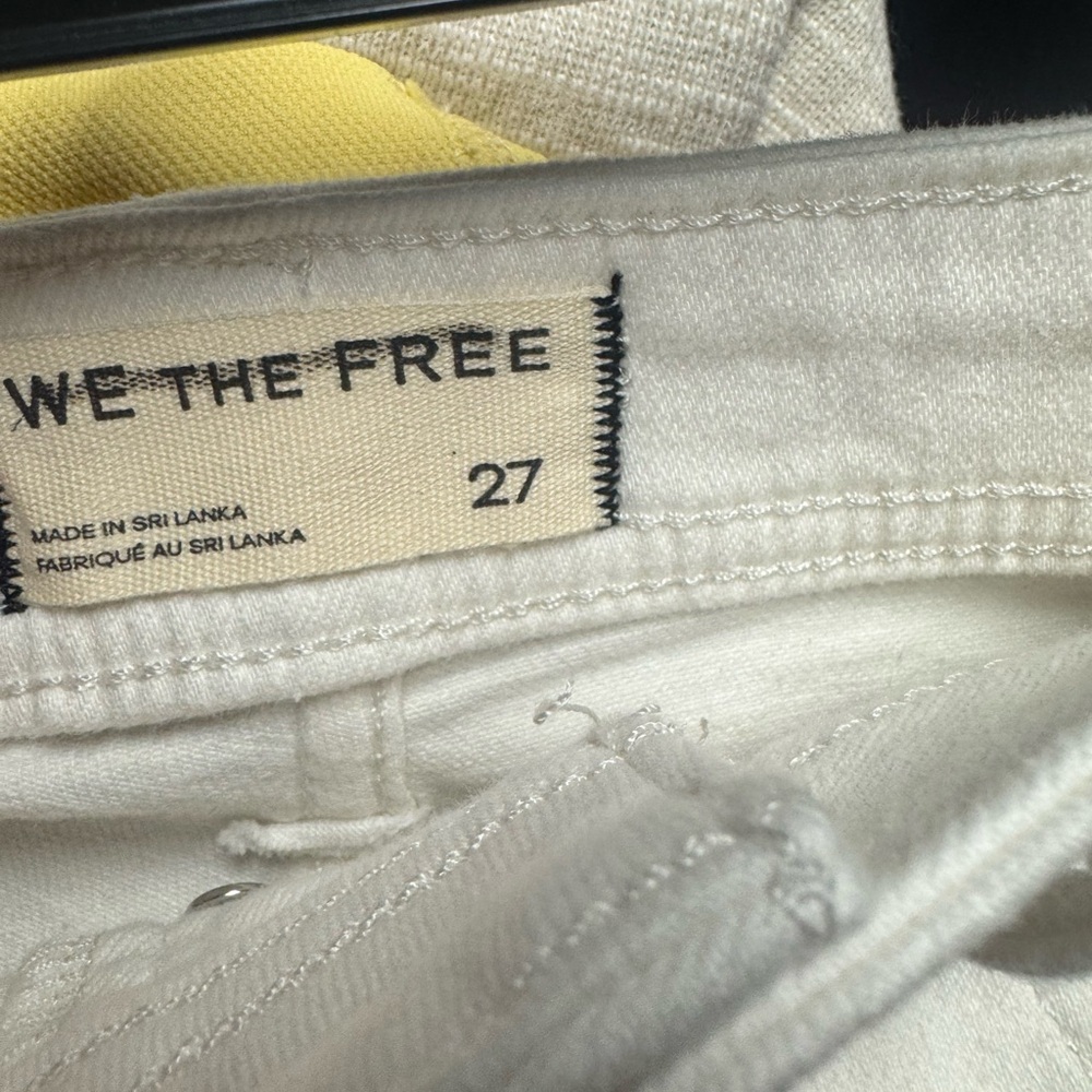 We The Free - CRVY Bellarosa High-Rise Vintage Shorts in White Size 27 RT $88 - Picture 4 of 8